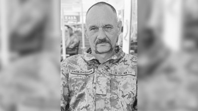 На Чернігівщині попрощалися з двома військовими ЗСУ — Олександром Телицьким та Олексієм Джуваєм На Чернігівщині попрощалися з двома військовими ЗСУ — Олександром Телицьким та Олексієм Джуваєм