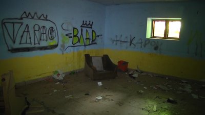 У Житомирі під час повітряної тривоги люди не змогли потрапити в укриття У Житомирі під час повітряної тривоги люди не змогли потрапити в укриття