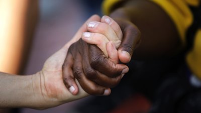 У США на підтримку сім'ї вбитого афроамериканця зібрали більше 13 мільйонів доларів