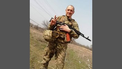 Загинув від осколкового поранення: на Черкащині попрощались із військовим
