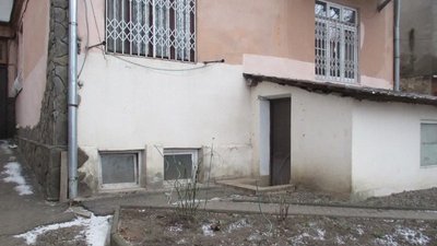 Приміщення на вулиці Кобилянської, 43 Приміщення на вулиці Кобилянської, 43