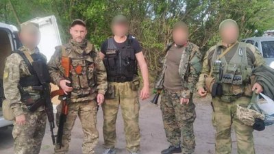 "Я пішов на війну за себе, дітей і за своїх предків". Як кулеметник 102 бригади Слава Костюк воює на фронті "Я пішов на війну за себе, дітей і за своїх предків". Як кулеметник 102 бригади Слава Костюк воює на фронті