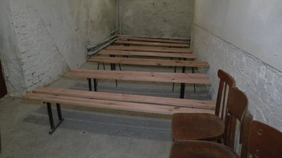 Укриття у Хмельницькому торговельно-економічному інституті: чи захистить від радіації Укриття у Хмельницькому торговельно-економічному інституті: чи захистить від радіації