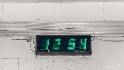 Декомунізація чи дегероїзація?