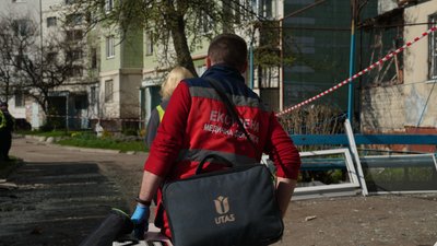 Поранений суми