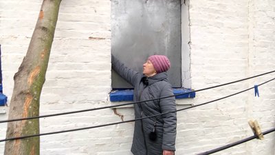 На Житомирщині обстежують пошкодження від обстрілів російськими військами будинків у селищі Ставище На Житомирщині обстежують пошкодження від обстрілів російськими військами будинків у селищі Ставище