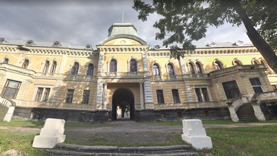 Мандрівка Сколівськими Бескидами. Палац Гредлів Мандрівка Сколівськими Бескидами. Палац Гредлів