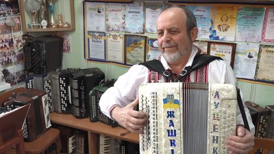 Черкаський дитячий ансамбль гармоністів святкує ювілей Черкаський дитячий ансамбль гармоністів святкує ювілей