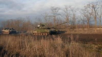 Щоб наступати на росіян, снарядів має бути вчетверо більше: комбриг 1 танкової Хода Щоб наступати на росіян, снарядів має бути вчетверо більше: комбриг 1 танкової Хода