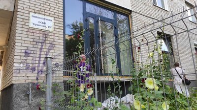 Мешканці багатоповерхівки у Луцьку – проти відкриття кафе у їхньому будинку Мешканці багатоповерхівки у Луцьку – проти відкриття кафе у їхньому будинку