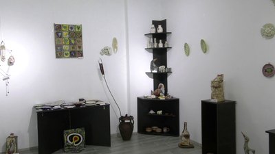 У Херсоні відкрилась виставка гончарних виробів подружжя Селезньових
