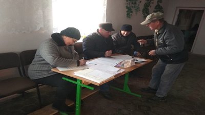Понад пів тисячі виборців проголосували на Тернопільщині в чотирьох ОТГ станом на 10-ту годину Понад пів тисячі виборців проголосували на Тернопільщині в чотирьох ОТГ станом на 10-ту годину