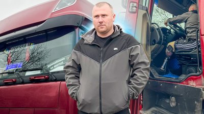 Ветеран війни Олег працює далекобійником