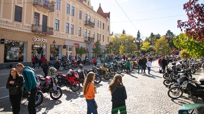 Змагання та вікторини: в Ужгороді байкери з Закарпаття закрили мотосезон Змагання та вікторини: в Ужгороді байкери з Закарпаття закрили мотосезон