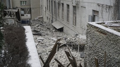 Наслідки удару по центру Харкова 5 лютого: фото