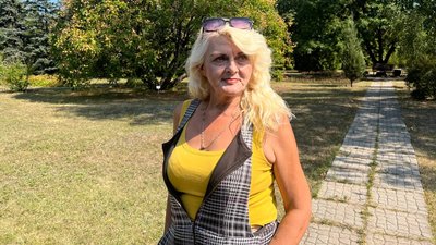 В Криворізькому ботанічному саду квітує гібіскус В Криворізькому ботанічному саду квітує гібіскус