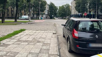 У Сумах на проспекті Тараса Шевченка сталася ДТП: 60-річна жінка отримала травми
