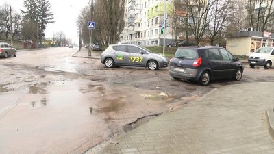 У Житомирі розпочнуть ямковий та поточний ремонт доріг У Житомирі розпочнуть ямковий та поточний ремонт доріг