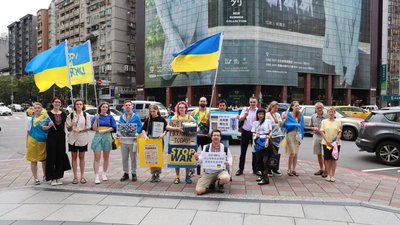 Як бахмутянка підтримує Україну з Тайваню
