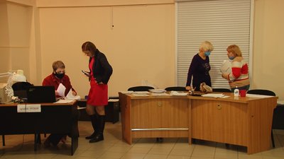У Полтавській міській ТВК перераховують бюлетені