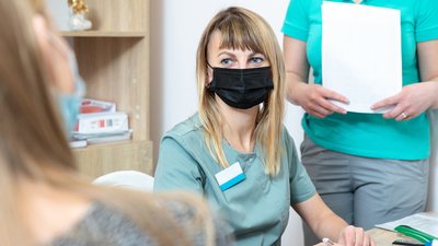 Військовий облік для жінок з медичною та формацевтичною освітою: що відомо Військовий облік для жінок з медичною та формацевтичною освітою: що відомо