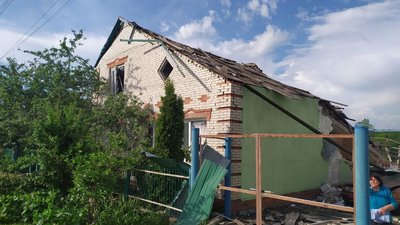 Обстріл Краснопільскої громади на Сумщині: троє поранених та пошкоджені будинки Обстріл Краснопільскої громади на Сумщині: троє поранених та пошкоджені будинки