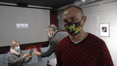 У Франківську фестиваль Docudays UA відкриють стрічкою "Голубки з передмістя" У Франківську фестиваль Docudays UA відкриють стрічкою "Голубки з передмістя"