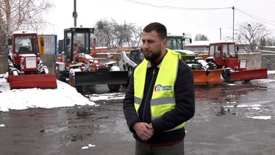 На автошляхах Луцька й Волині працює дорожня та снігоприбиральна техніка На автошляхах Луцька й Волині працює дорожня та снігоприбиральна техніка