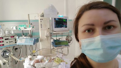 "Я не могла сидіти в хаті": історія лікарки, яка вимушено виїхала з Києва та працює у Львові
