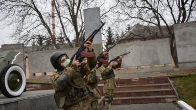 У Тернополі вшанували пам’ять військової Алли Вовк У Тернополі вшанували пам’ять військової Алли Вовк