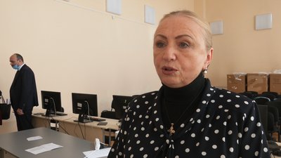 У Харкові дитячі та спортивні майданчики заклеїли стрічкою У Харкові дитячі та спортивні майданчики заклеїли стрічкою