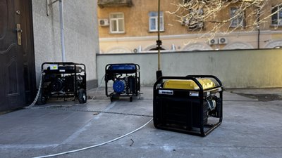 Друга доба без світла: як миколаївці адаптуються в умовах блекауту Друга доба без світла: як миколаївці адаптуються в умовах блекауту