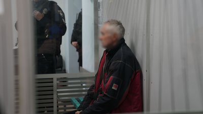 У сумському суді почалося засідання щодо запобіжного заходу підозрюваному у стрілянині