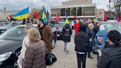 Автопробіг на підтримку військовополонених Луцьк Волинь