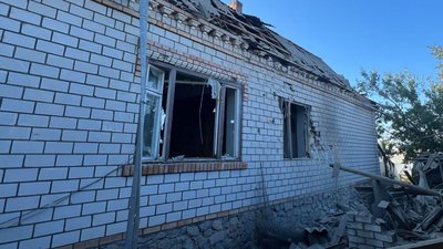 Нікопольщина, обстріл, пошкоджений будинок