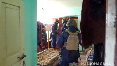 Поліція викрила спільників, що займалися трудовою експлуатацією людей Поліція викрила спільників, що займалися трудовою експлуатацією людей
