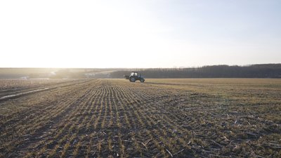 На Вінниччині завершують підживлення озимини