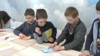 Від робоклубу до оригамі. Як в Івано-Франківську працює проєкт безплатних гуртків "ФранКоло" Від робоклубу до оригамі. Як в Івано-Франківську працює проєкт безплатних гуртків "ФранКоло"