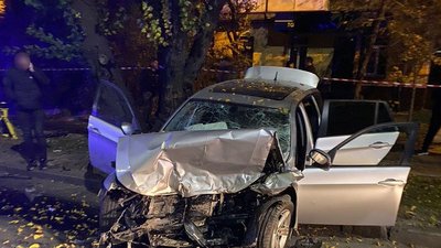 У Миколаєві сталася ДТП: загинув пасажир легковика У Миколаєві сталася ДТП: загинув пасажир легковика