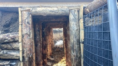 Другу лінію фортифікацій будують на Харківщині: працюють близько 30 цивільних компаній Другу лінію фортифікацій будують на Харківщині: працюють близько 30 цивільних компаній