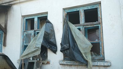 За 12 кілометрів від лінії фронту: як живе під обстрілами спустошіле Тернувате на Запоріжжі За 12 кілометрів від лінії фронту: як живе під обстрілами спустошіле Тернувате на Запоріжжі