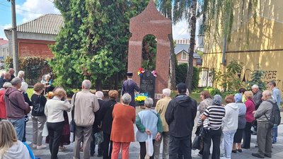депортовані, пам'ятник