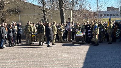 У Черкасах прощались із загиблим військовим