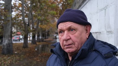 "Заливає 16 років": в Одесі через негоду затопило вулицю "Заливає 16 років": в Одесі через негоду затопило вулицю