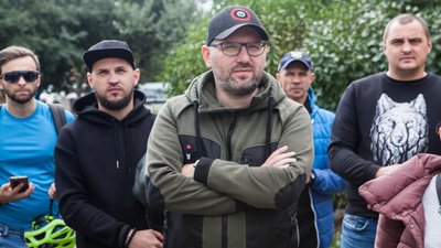 Майже півтори тисячі людей в Житомирі вже пройшли військовий вишкіл у "Центрі готовності цивільних" Майже півтори тисячі людей в Житомирі вже пройшли військовий вишкіл у "Центрі готовності цивільних"
