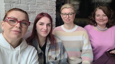 Волонтерський мистецький десант "Відсіч" у Житомирі: діти війни читатимуть вірші про війну
