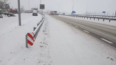 За добу на Полтавщині випало до 20 сантиметрів снігу За добу на Полтавщині випало до 20 сантиметрів снігу