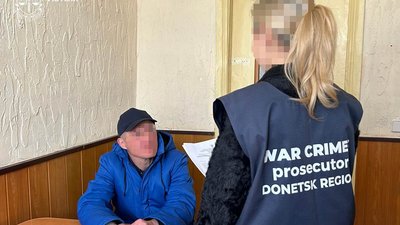 Російського військового підозрюють у ґвалтуванні жінки протягом двох місяців на Донеччині