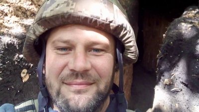 "Нас не подолали тоді — не переможуть і тепер": історія вінничанина, який був розвідником у Дебальцевому "Нас не подолали тоді — не переможуть і тепер": історія вінничанина, який був розвідником у Дебальцевому