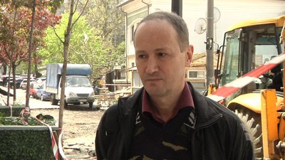 У центрі Одеси бульдозером прибрали бруківку. Замовник робіт обіцяє, що все повернуть на місце У центрі Одеси бульдозером прибрали бруківку. Замовник робіт обіцяє, що все повернуть на місце